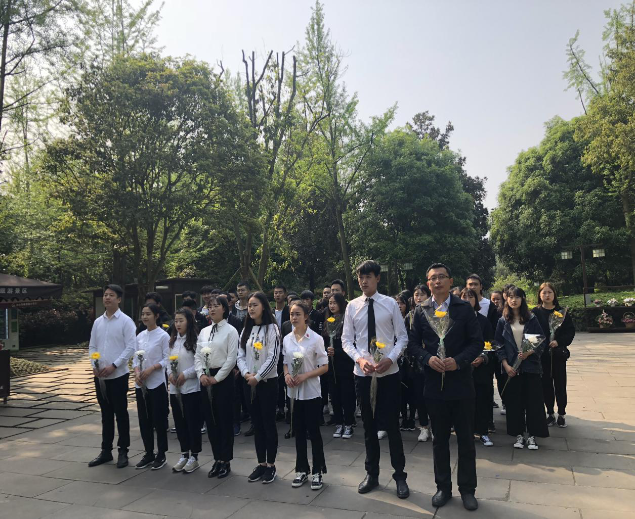 图片1 图片1